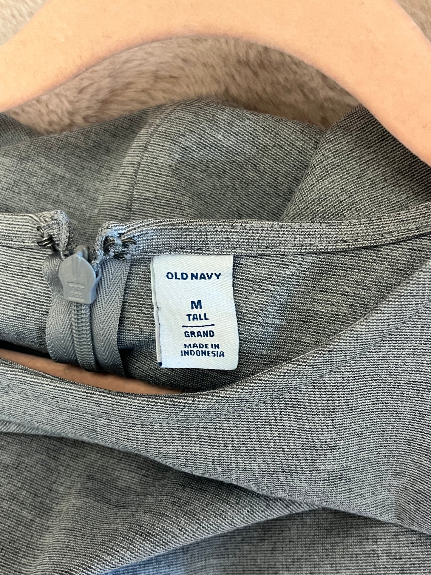 Old Navy dress with ruffle sleeve Sz M Tall