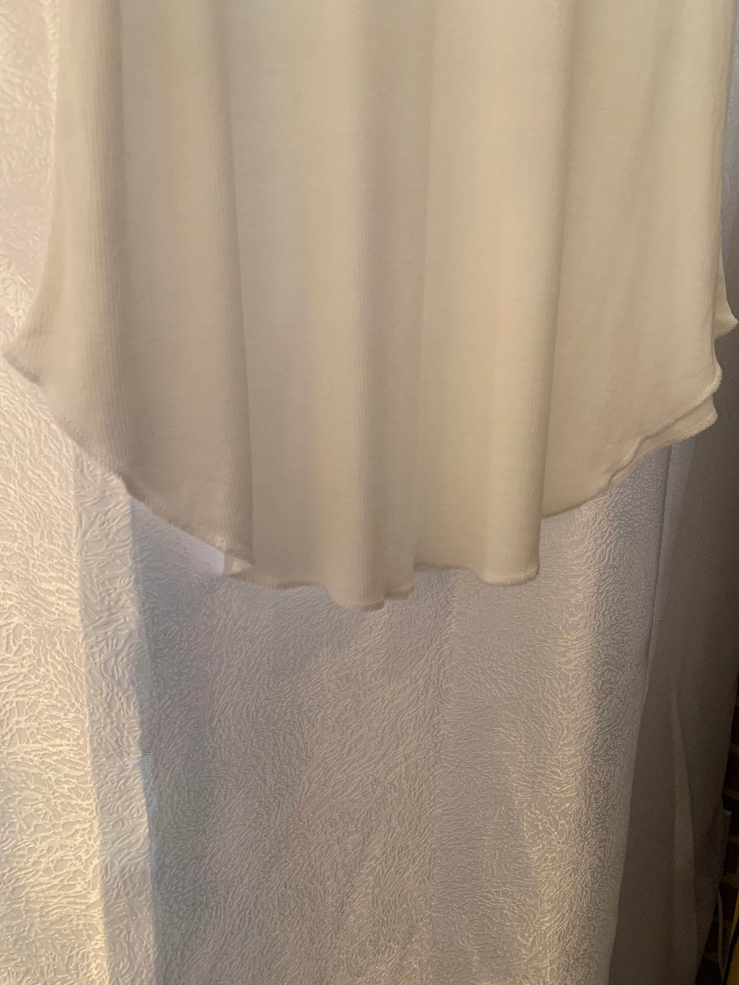 Style for the Priv White Ribbed T Sz L