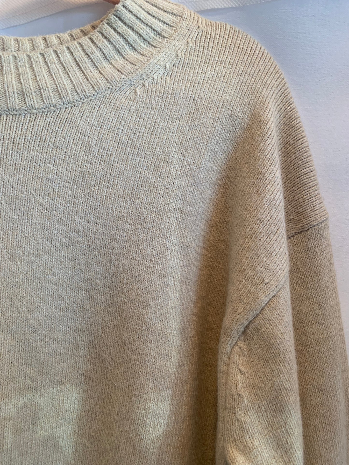 Banana Republic Sweater Size Small