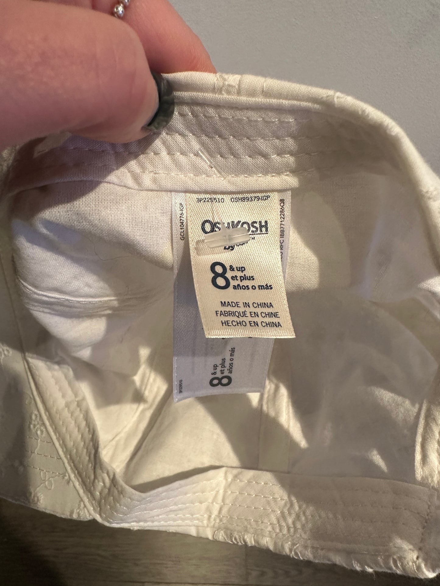 OshKosh Kids White Hat - Size 8 and up - BNWT