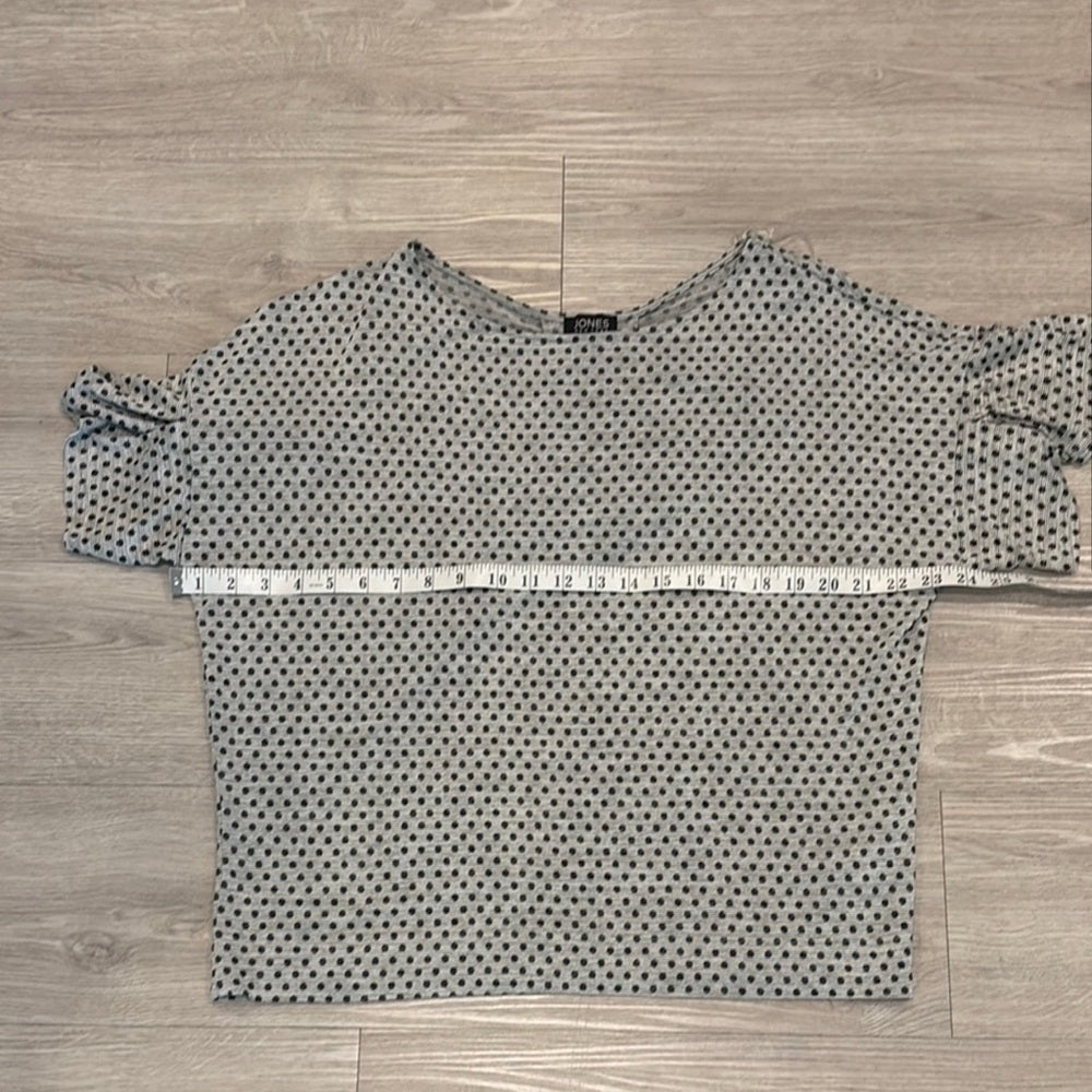 Jones New York Black and White Puff Sleeve Crop Blouse