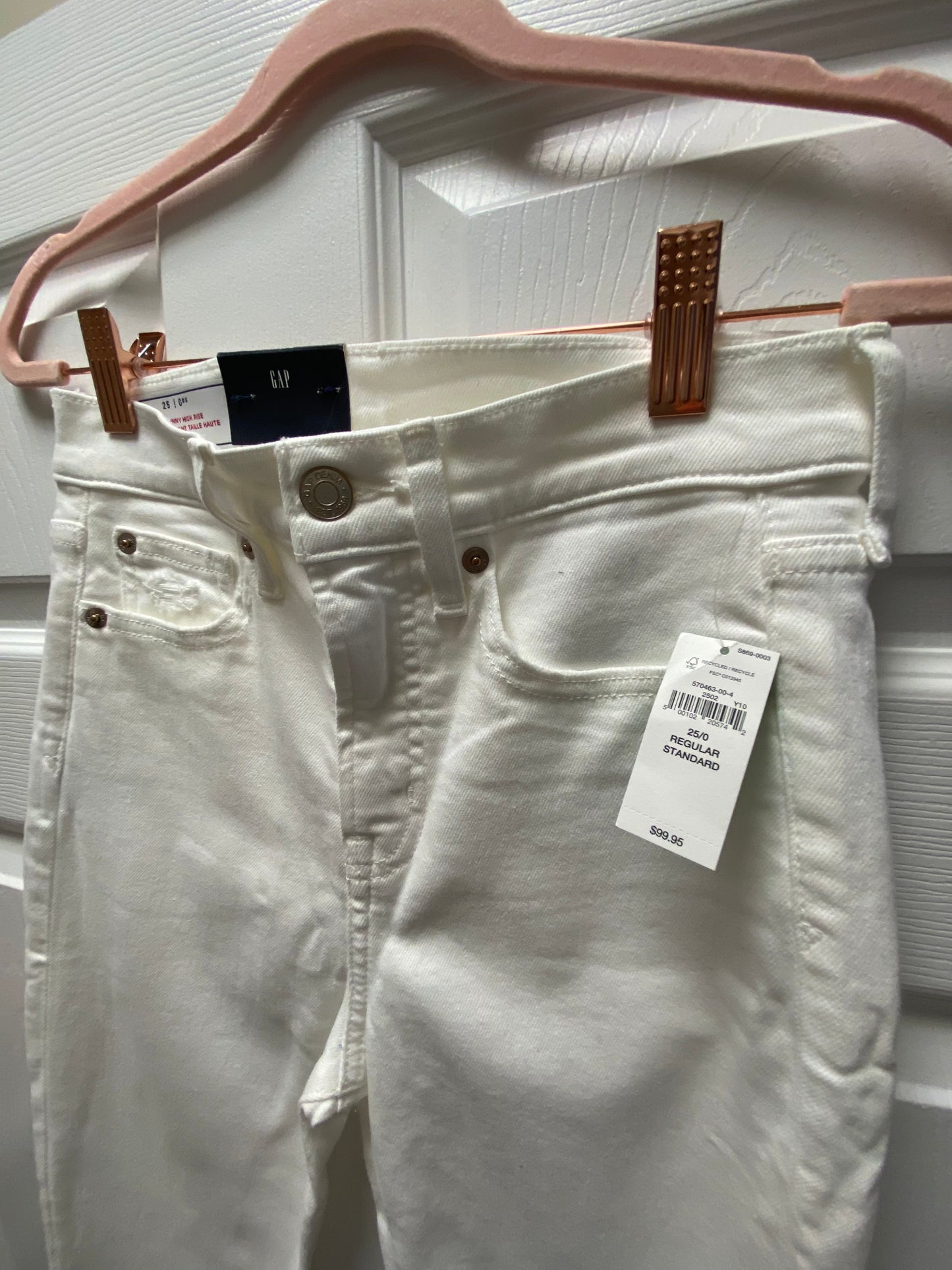 White Gap Jeans Sz 25 NWT