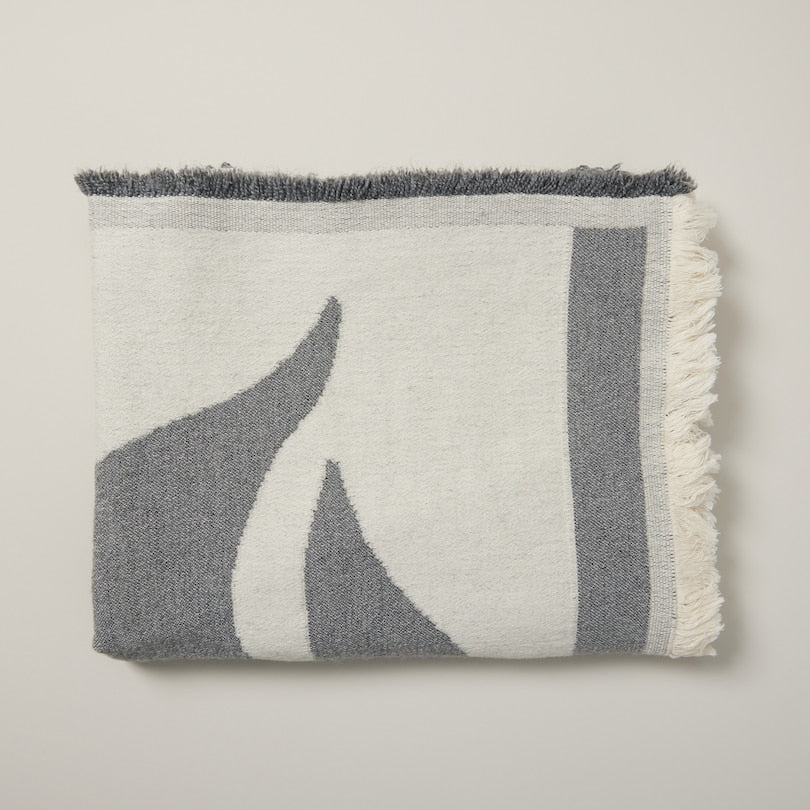 JACQUARD PRINTED THROW, IVORY/STORM