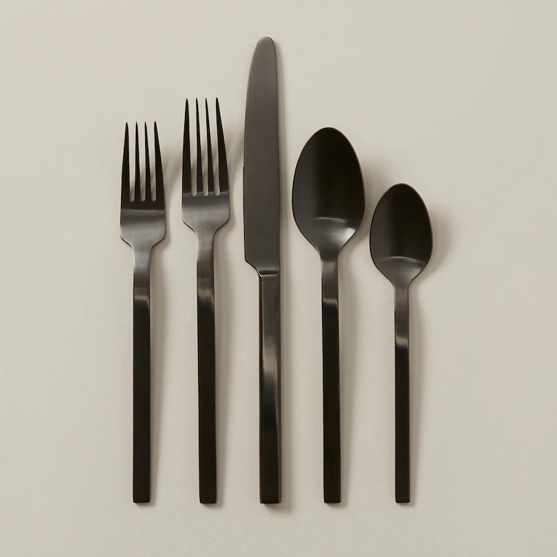 SET OF 5 LINEAR FLATWARE - BLACK OR BRASS