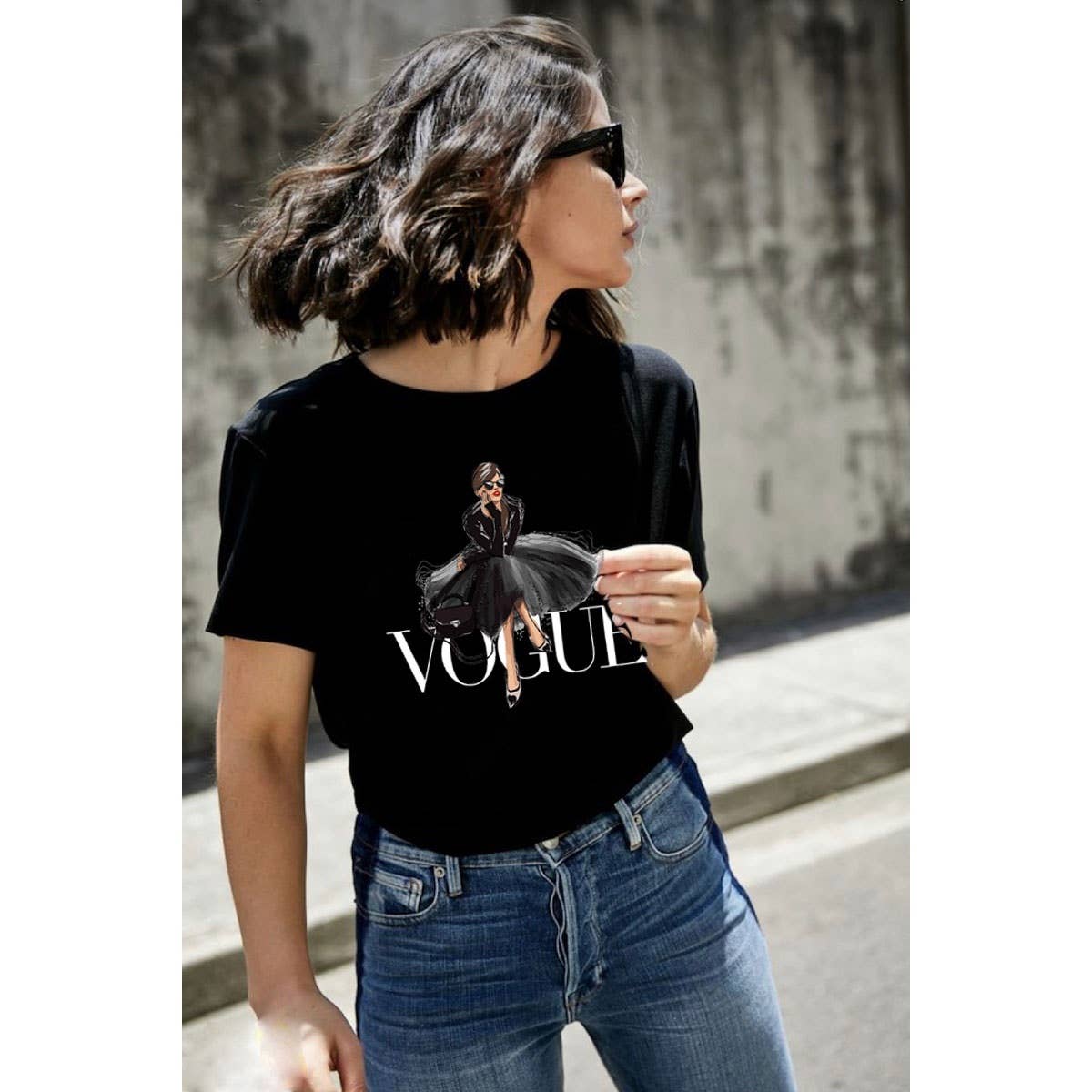 VOGUE GRAPHIC WOMEN TEE