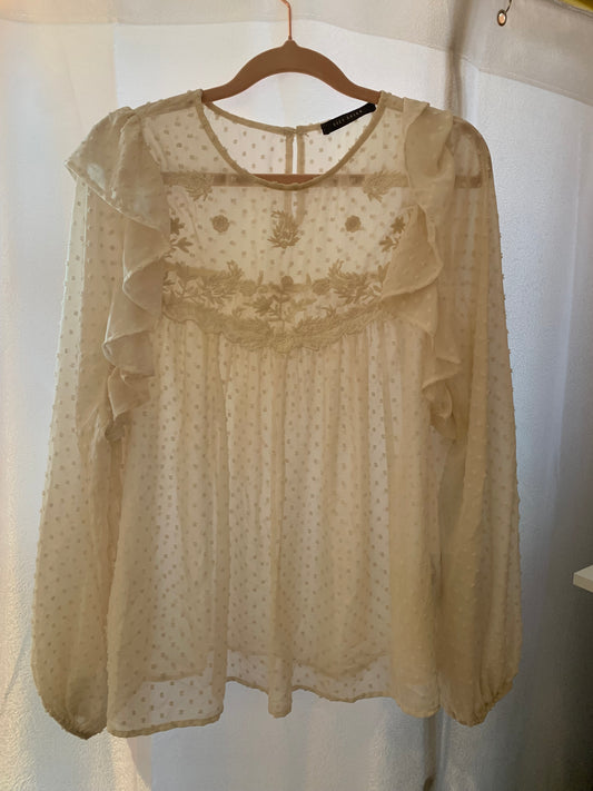 Suzy Shier Cream Lace Blouse Size Medium