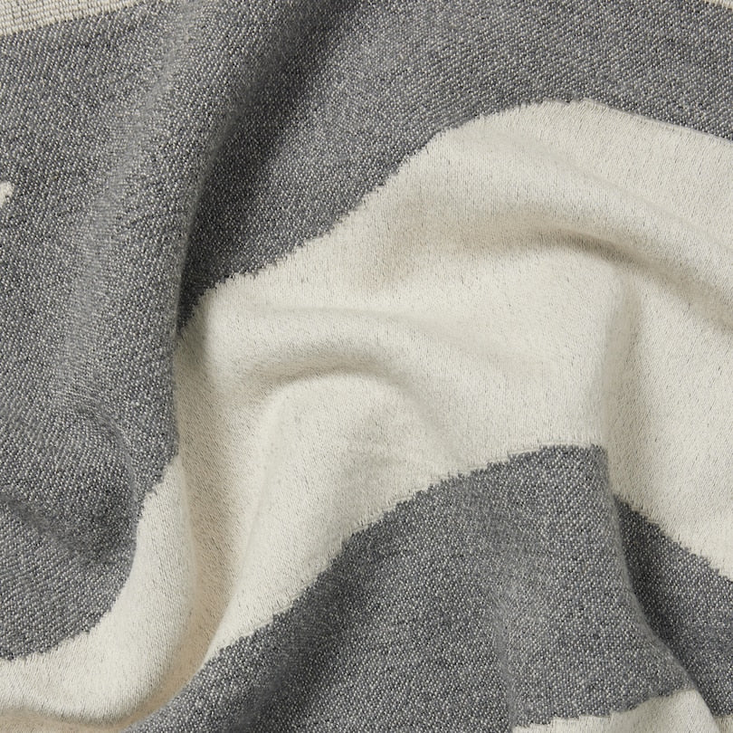 JACQUARD PRINTED THROW, IVORY/STORM