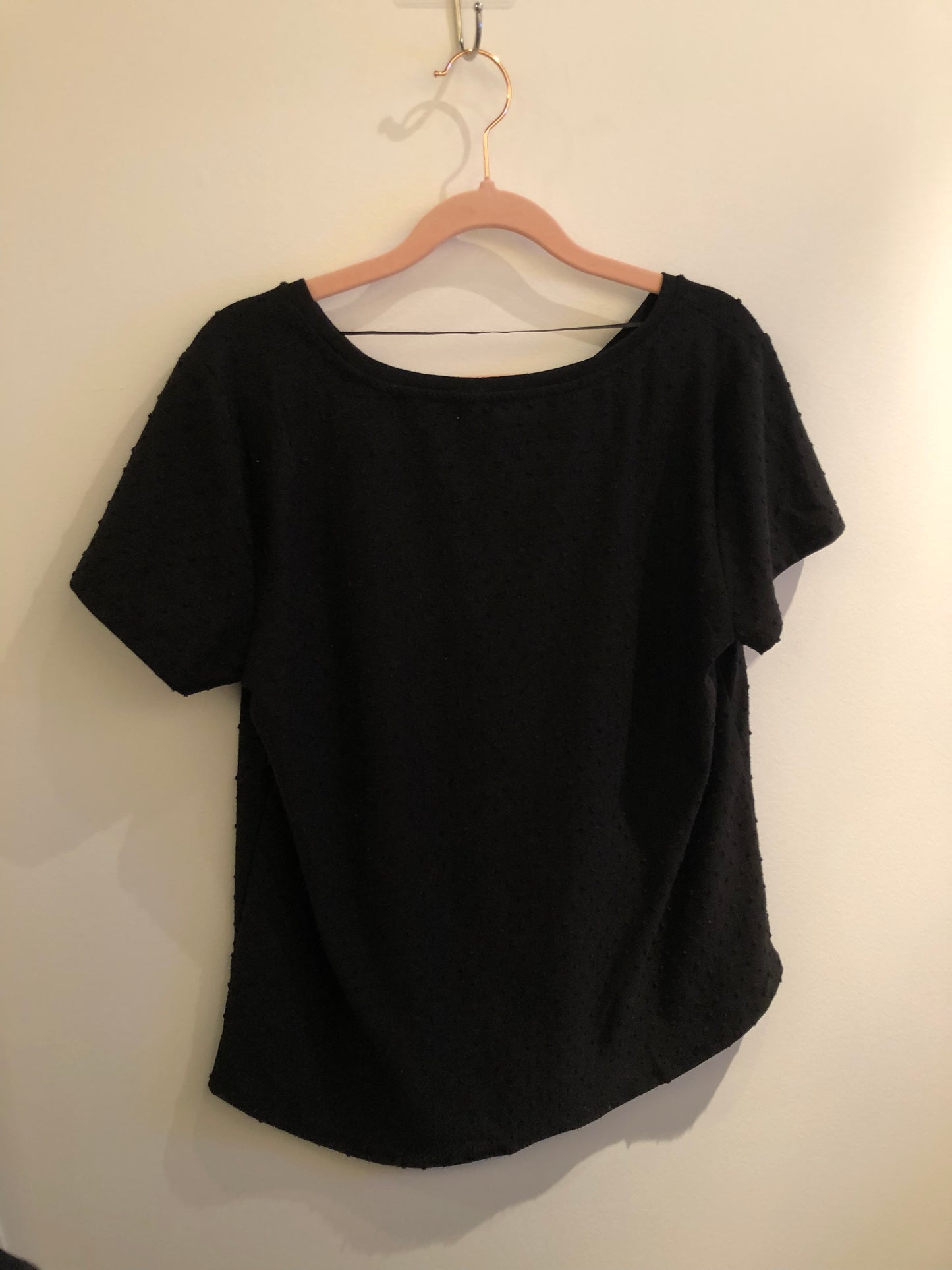 Okanagan Strong Black Tee Size Small