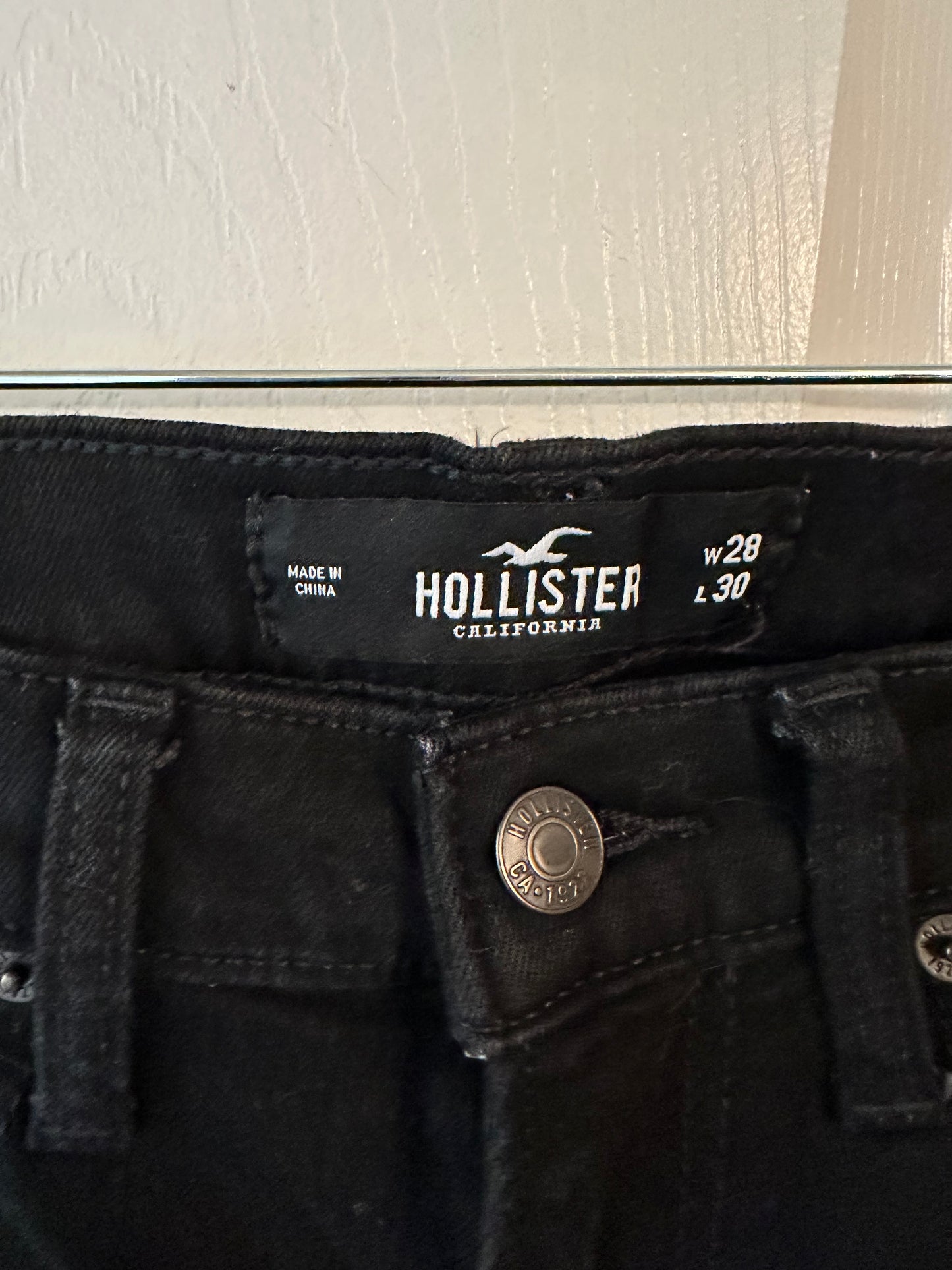 Hollister Black Denim Sz 28