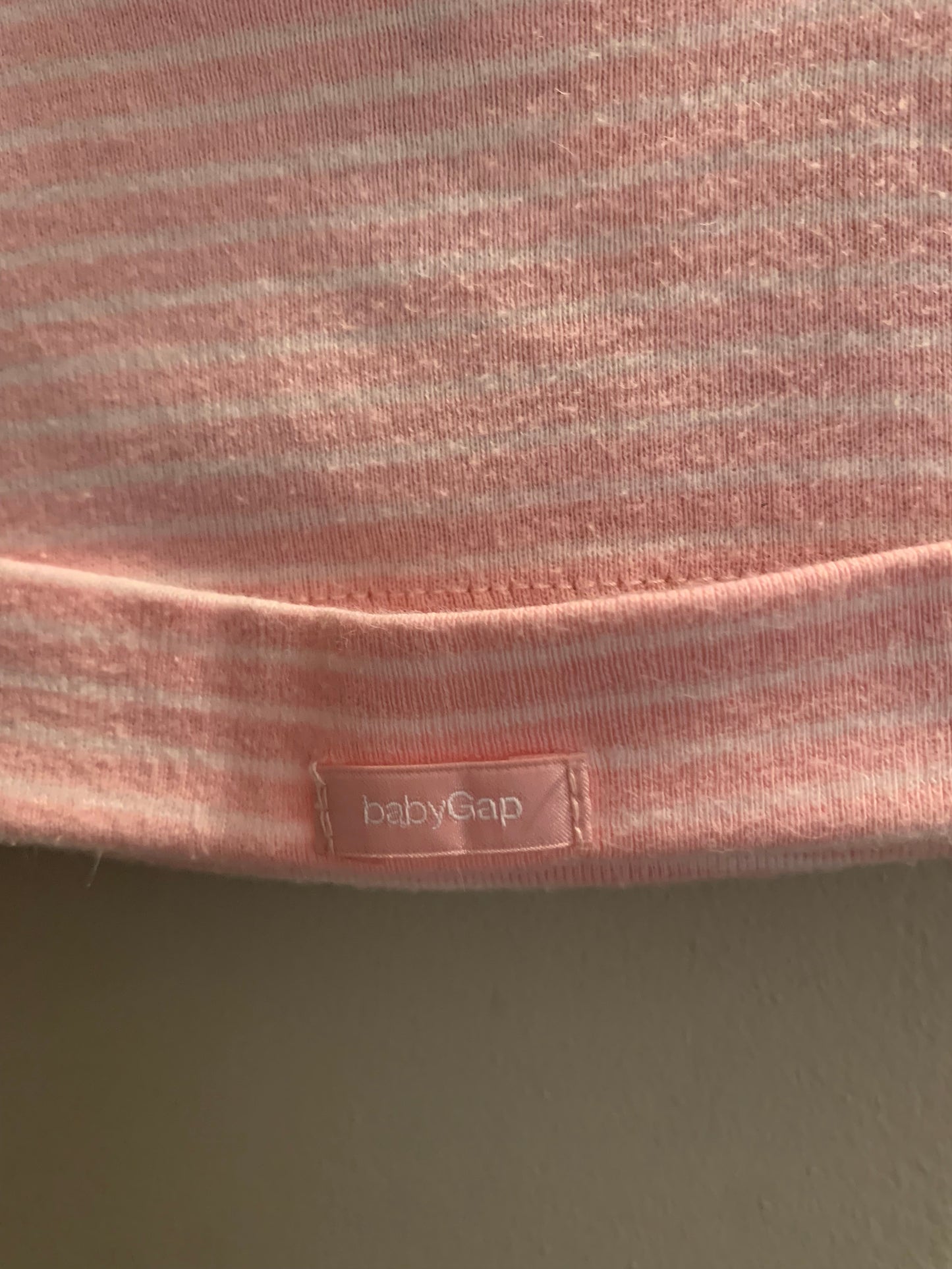 Pink Stripe Baby Gap Newborn Hat Sz 0-3 months