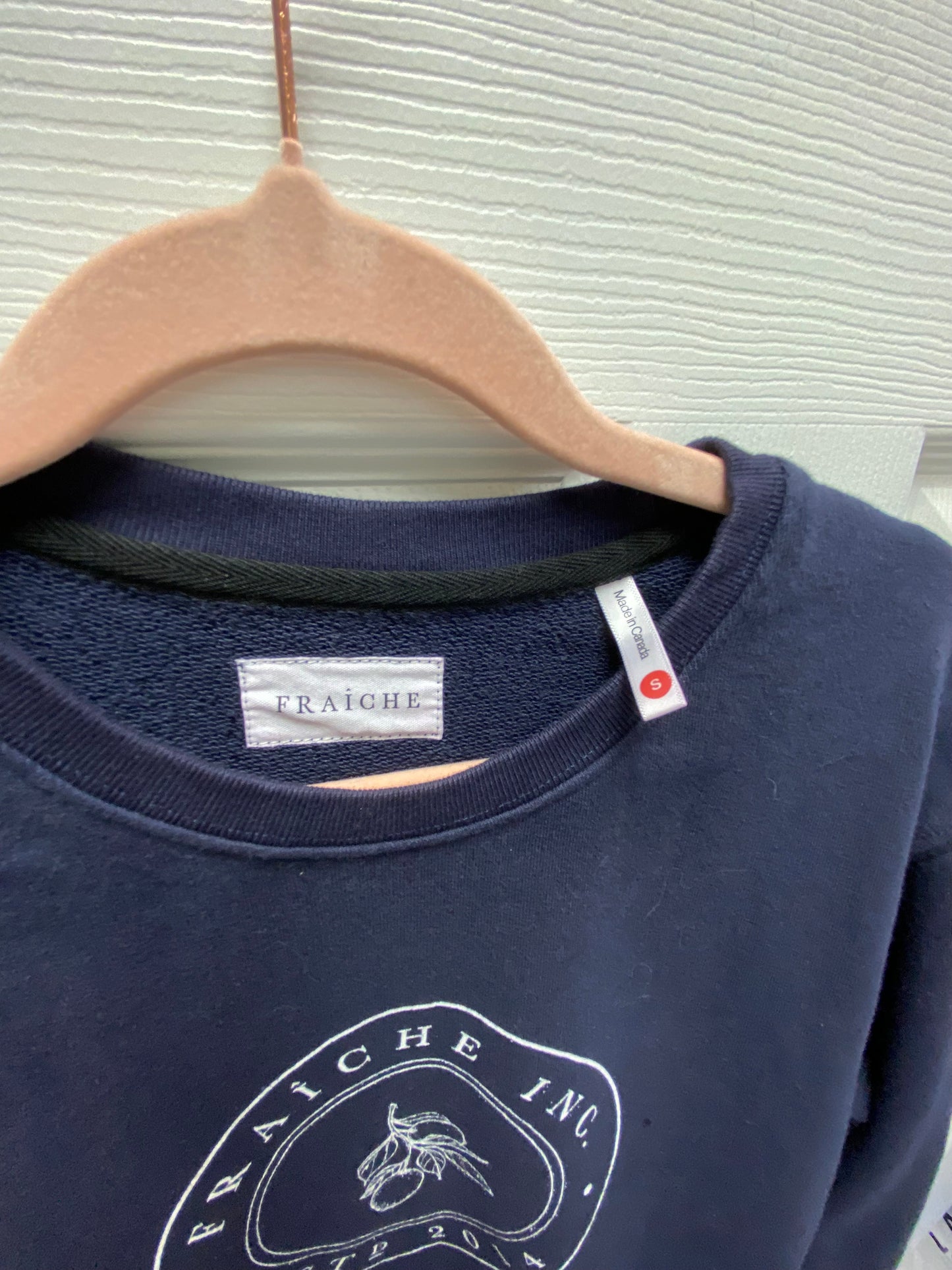 Fraiche Navy Crest Sweatshirt Sz S