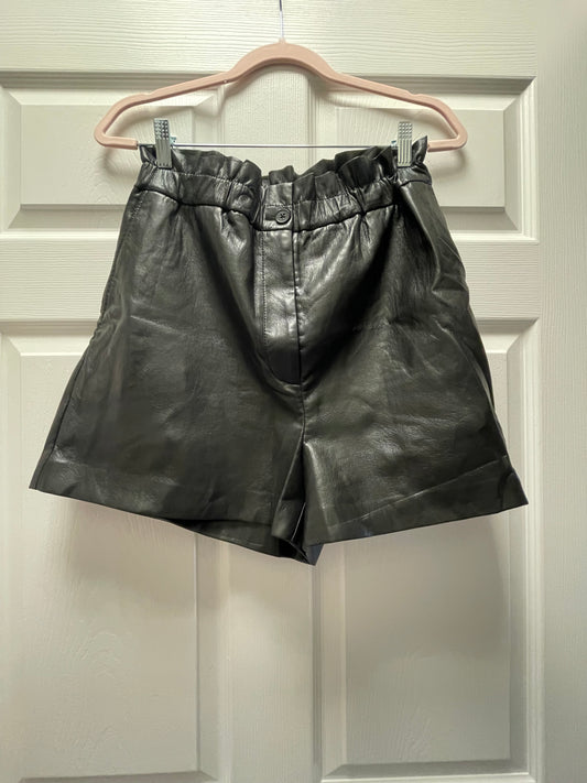 Wilfred Black Faux Leather Shorts Sz 10