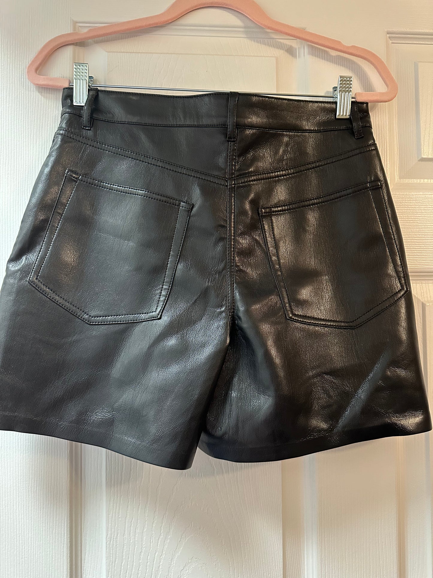 Wilfred Faux Leather Shorts Sz 8