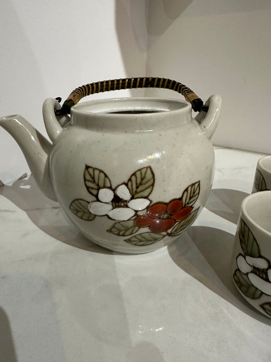 Hand painted Tea Pot and 4 cups