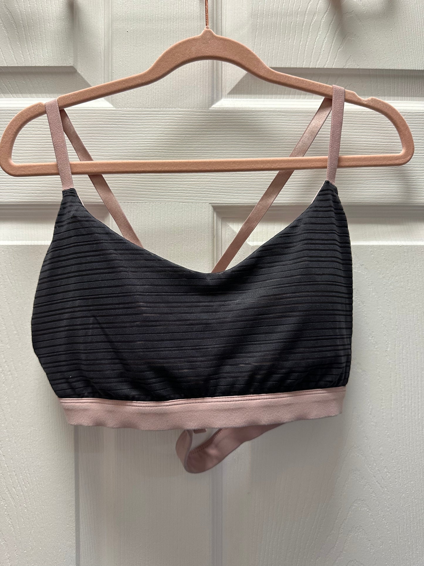 Fabletics Sports Bra Sz L