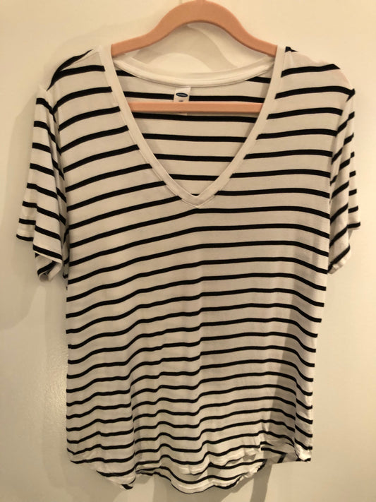 Old Navy Striped Luxe V-Neck Top Sz M