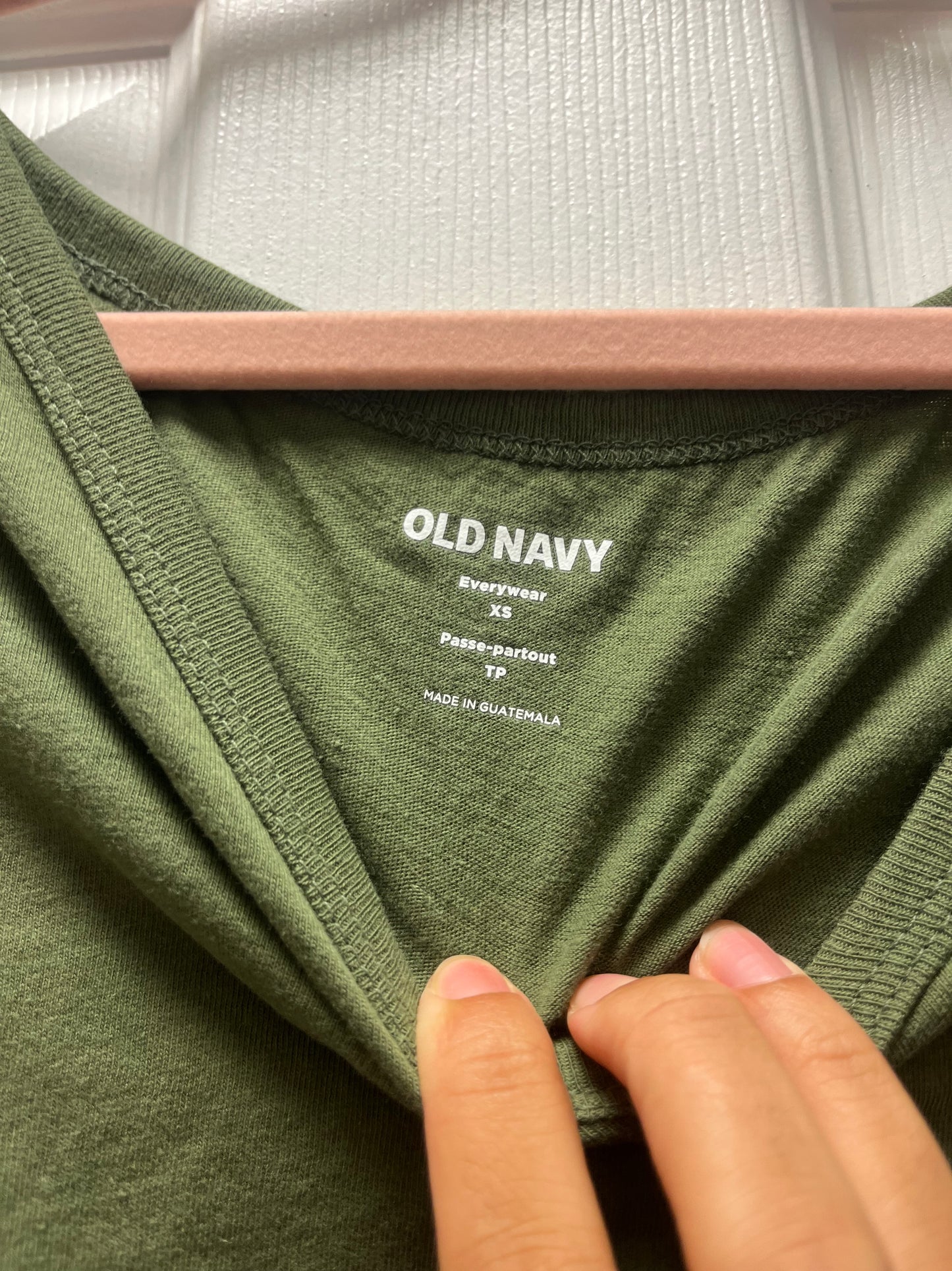 Old Navy XS Tee in Green