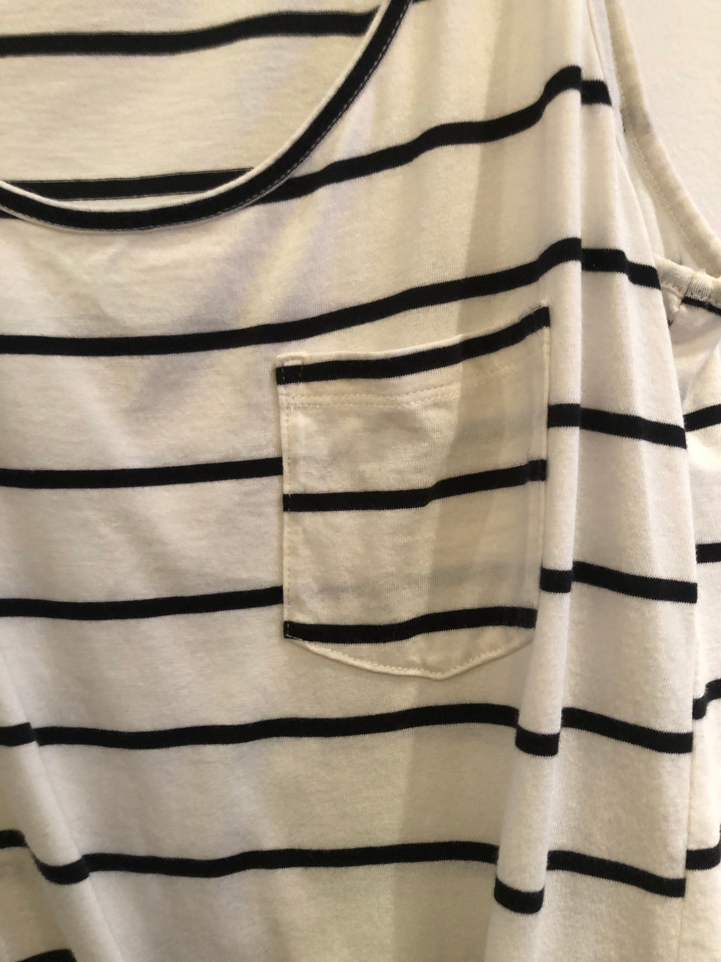 Ricki’s Striped White Tank Sz Sm