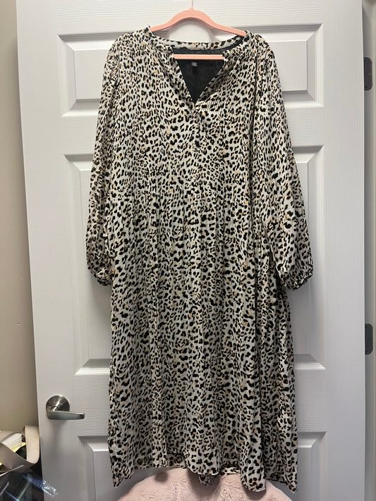 Banana Republic leopard print dress size L