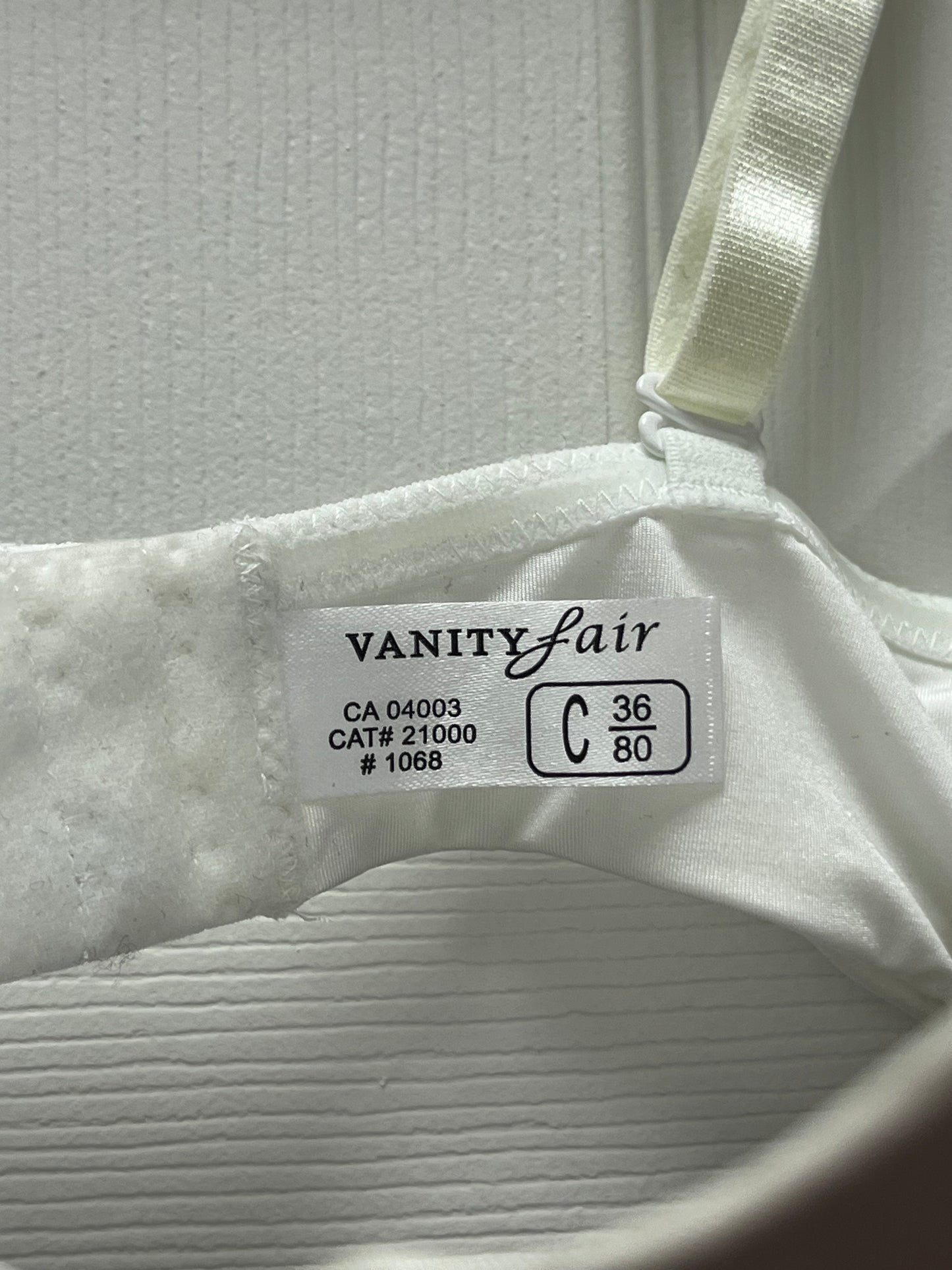 NWT Vanity Fair Bra C 36