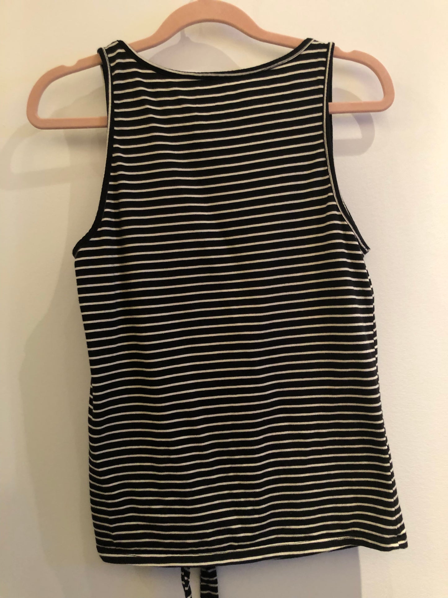 Ricki’s Black with White Stripe Tank Sz S