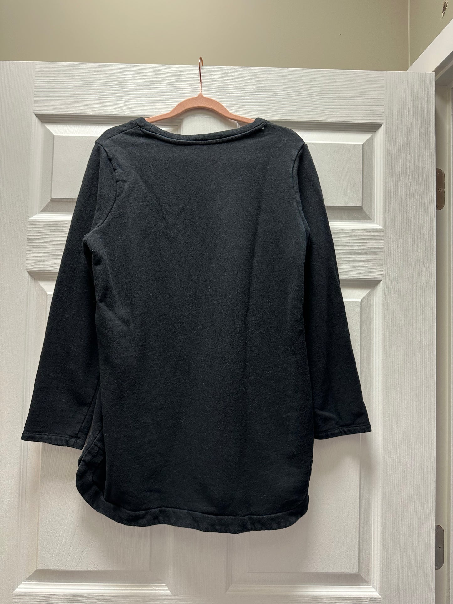 Reitman’s B&W Black Sweatshirt Sz L