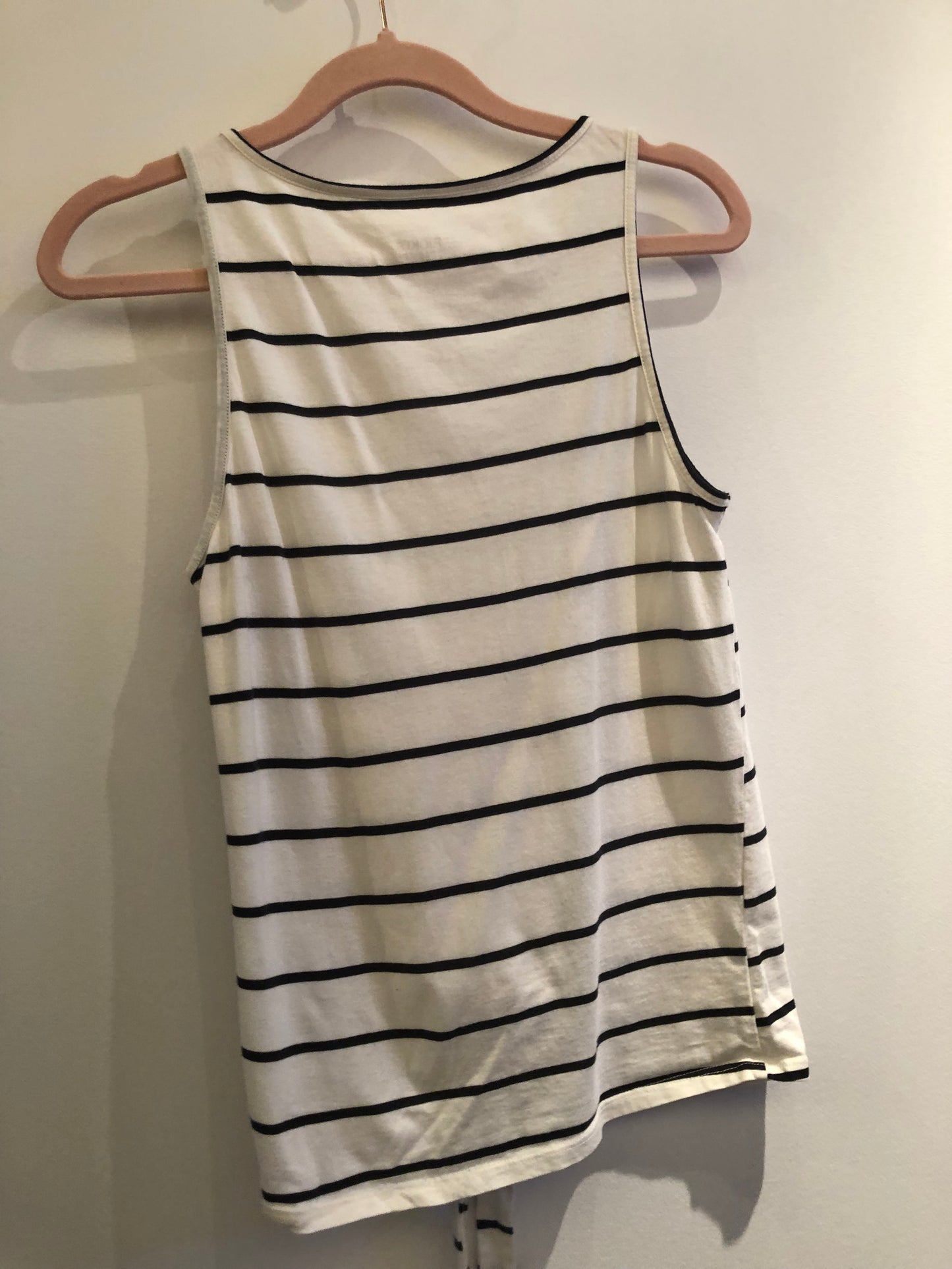 Ricki’s Striped White Tank Sz Sm