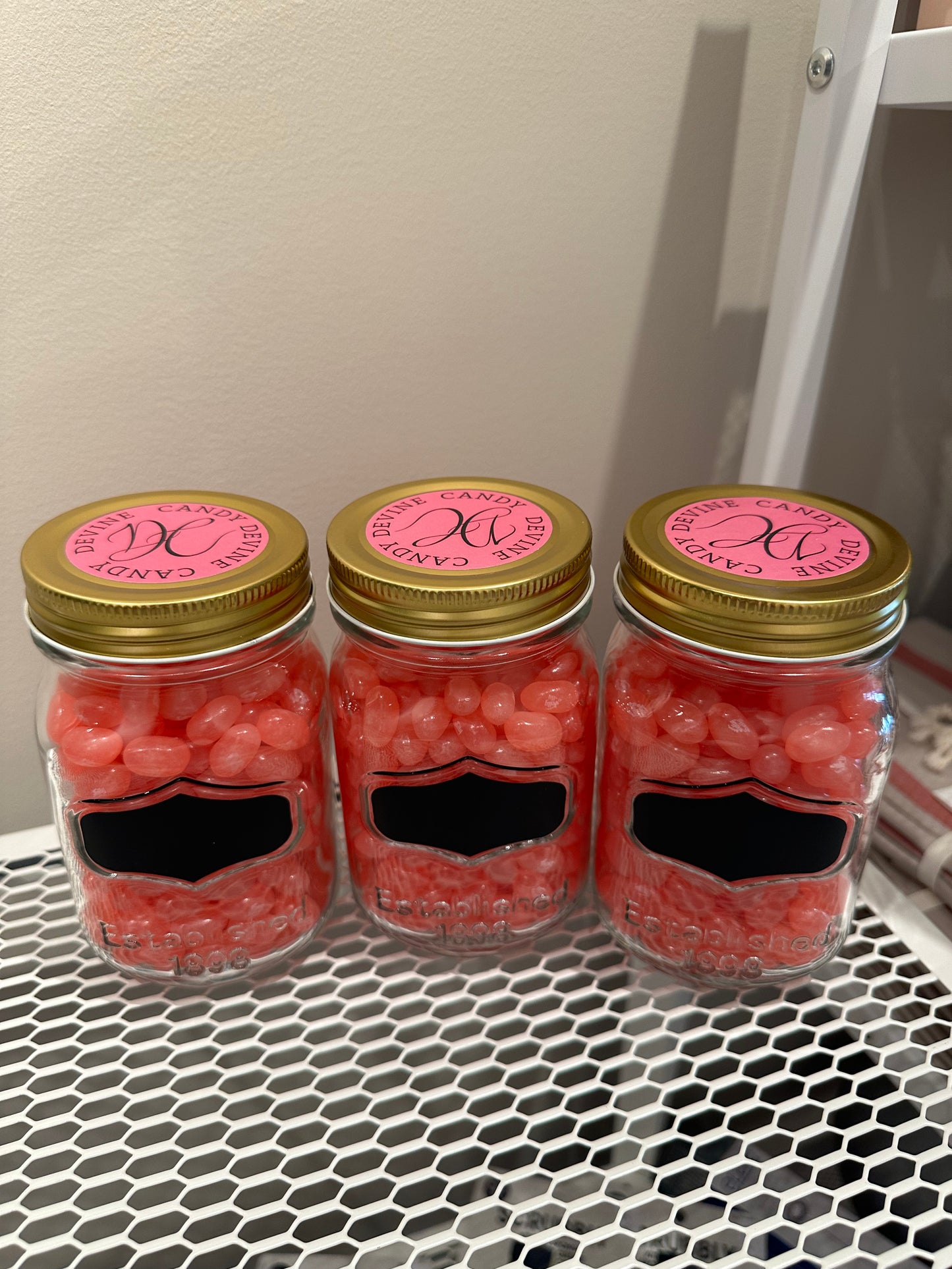 Devine Candy - Pink Jelly Belly's in Mason Jar