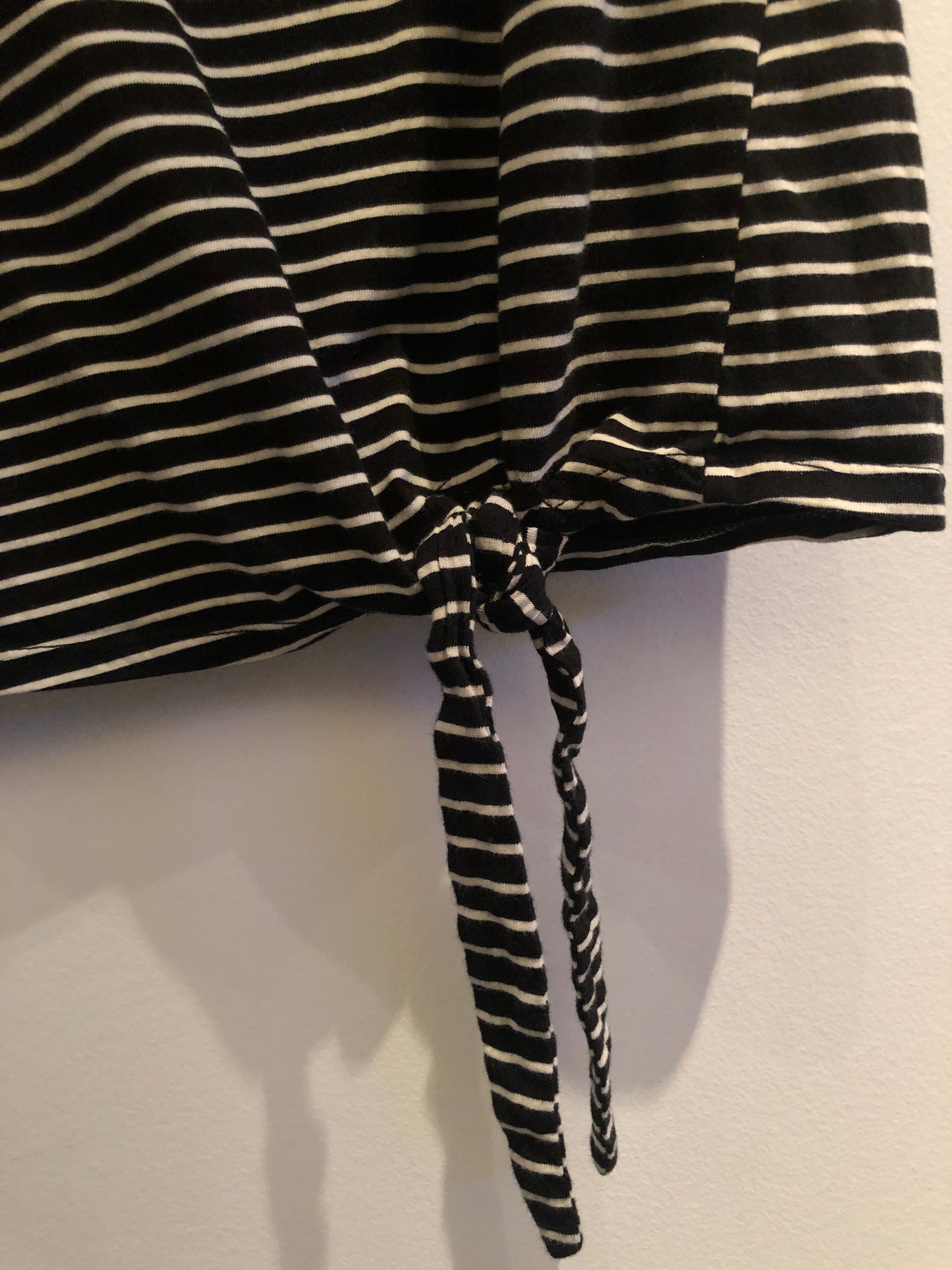 Ricki’s Black with White Stripe Tank Sz S