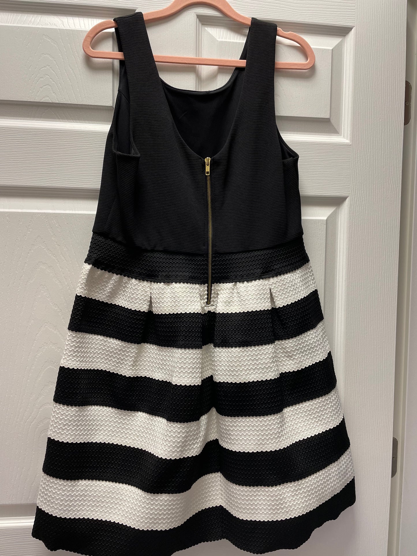 Kismet Striped Dress Sz L