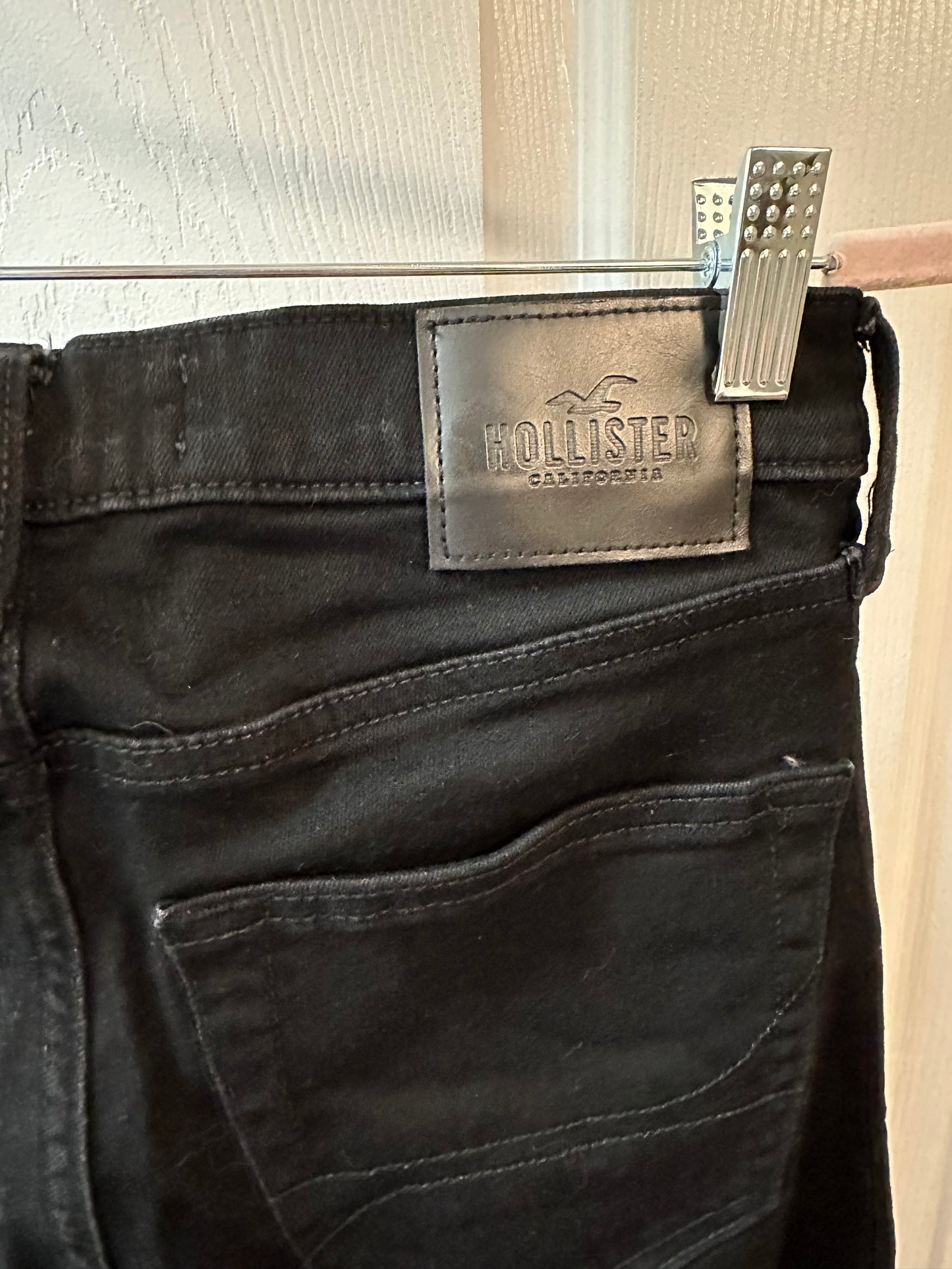 Hollister Black Denim Sz 28