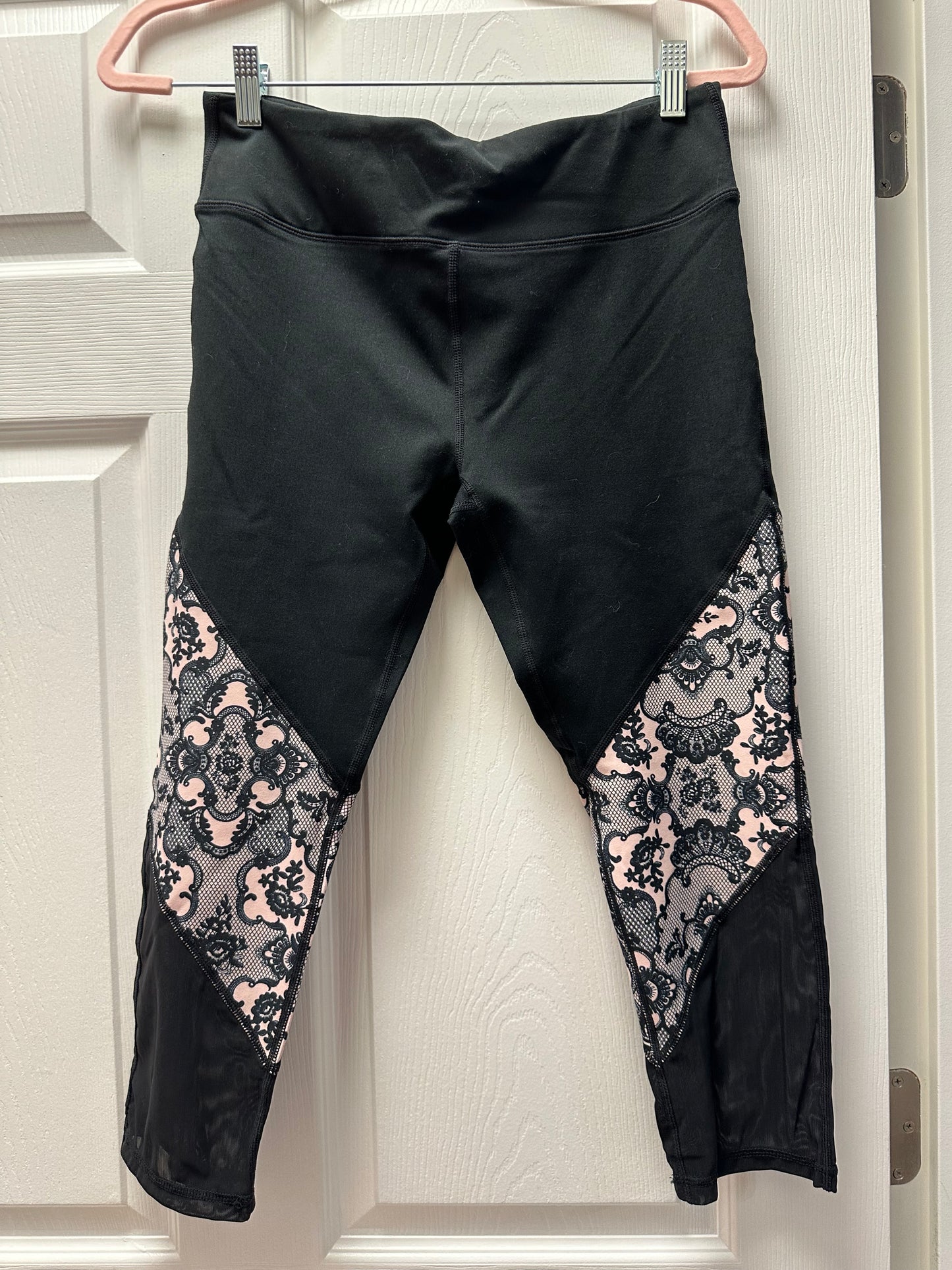 Fabletics Leggings Black with Pink Sz M