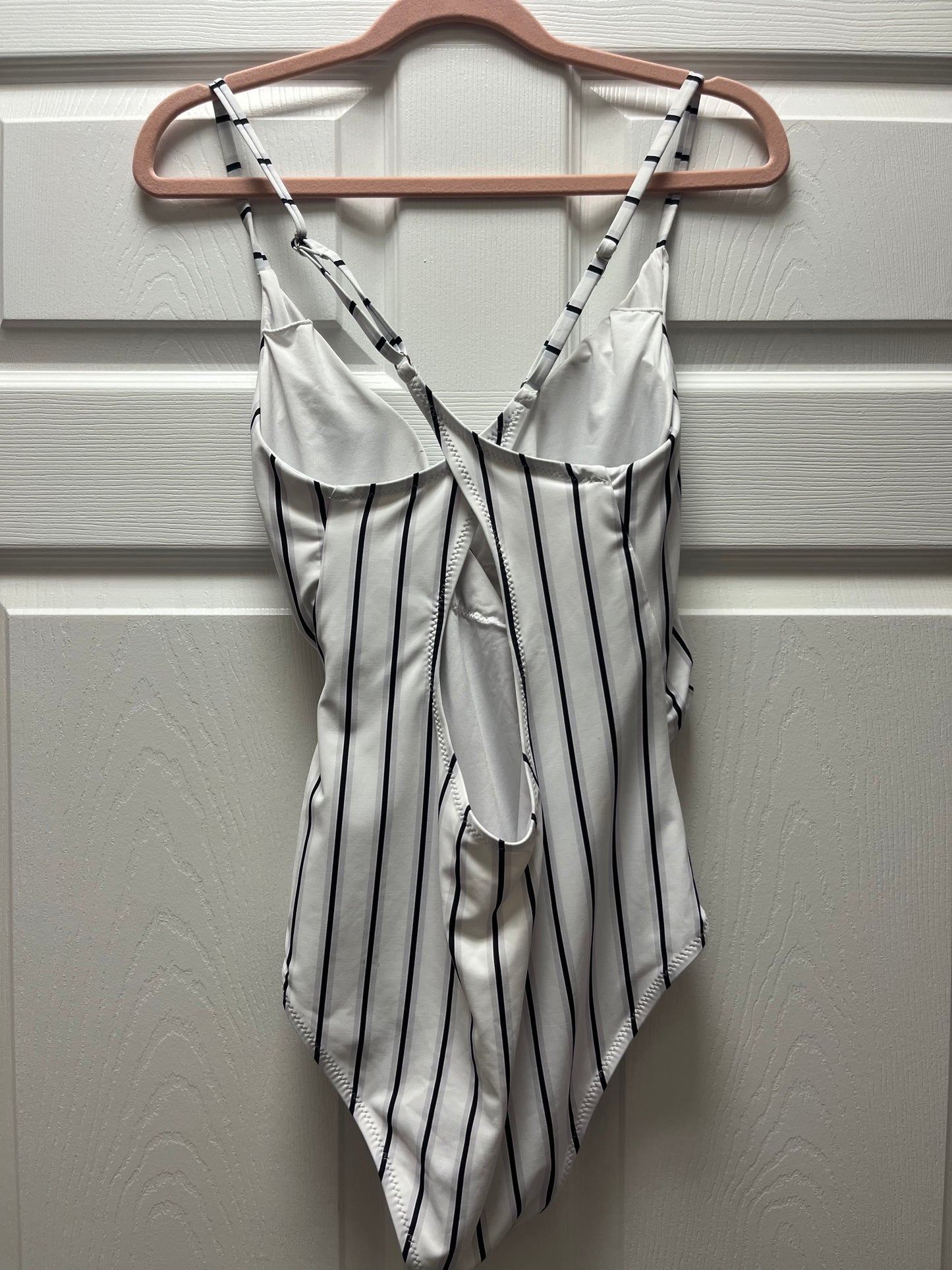 Cupshe One Piece Striped Swimsuit Sz L