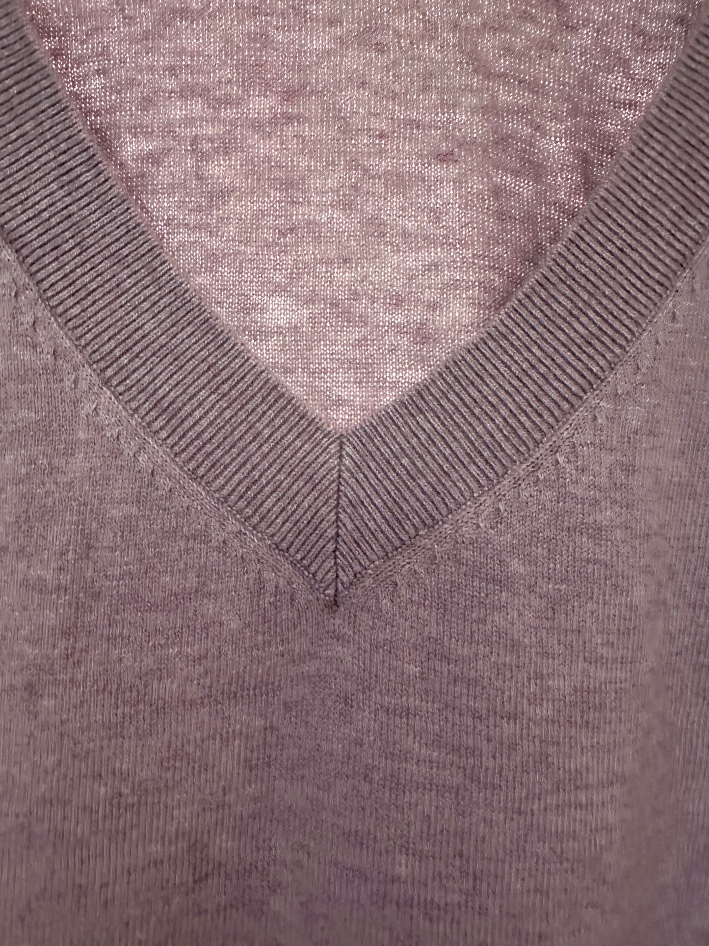 Gap Lavender V-Neck Sweater - Size X-Large