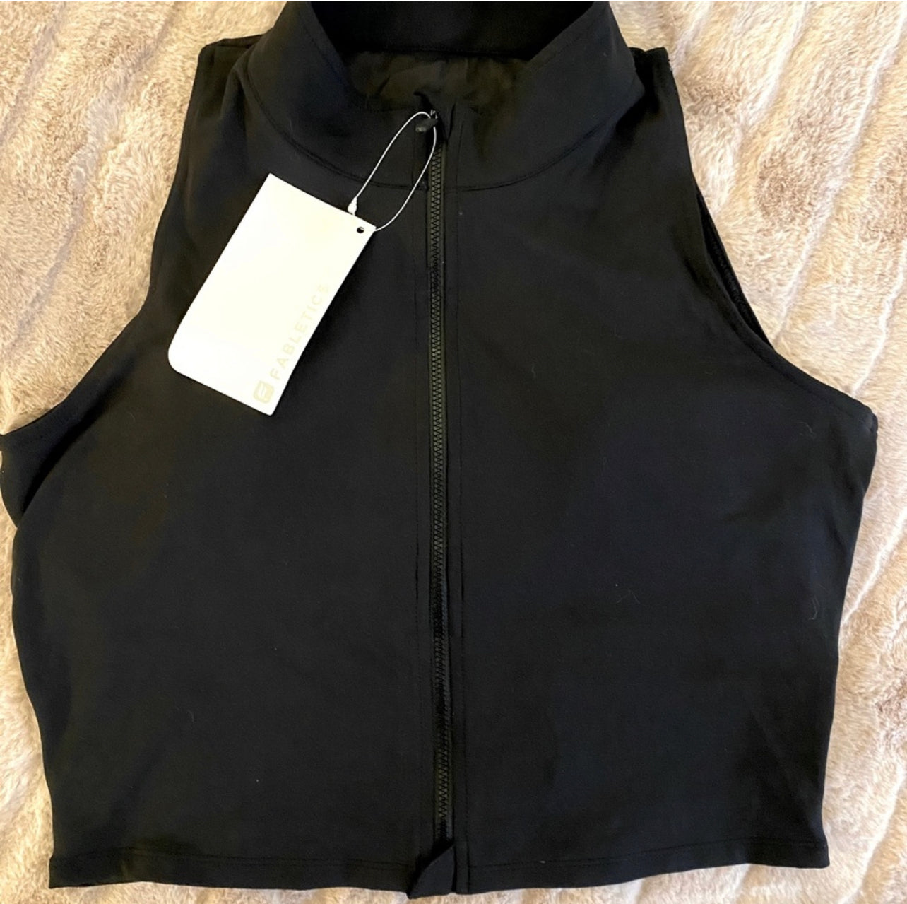 Women's Fabletics Zip Up Vest Style Sports Bra BNWT