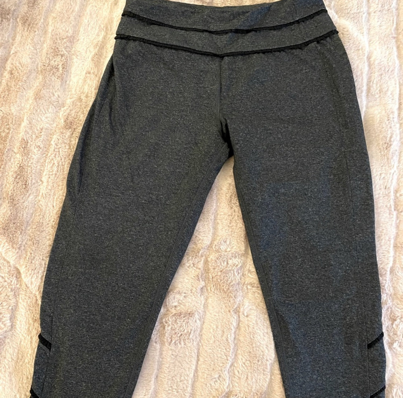 Grey Leggings with Cute Frill Size Small