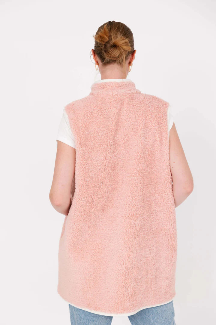 BUNDLE UP TEDDY VEST IN ROSÉ PINK - VARIOUS SIZES