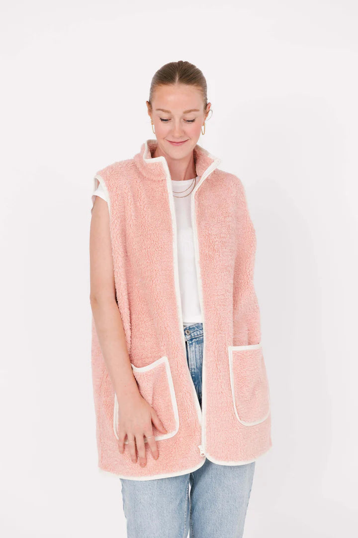 BUNDLE UP TEDDY VEST IN ROSÉ PINK - VARIOUS SIZES