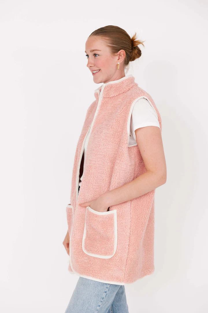 BUNDLE UP TEDDY VEST IN ROSÉ PINK - VARIOUS SIZES