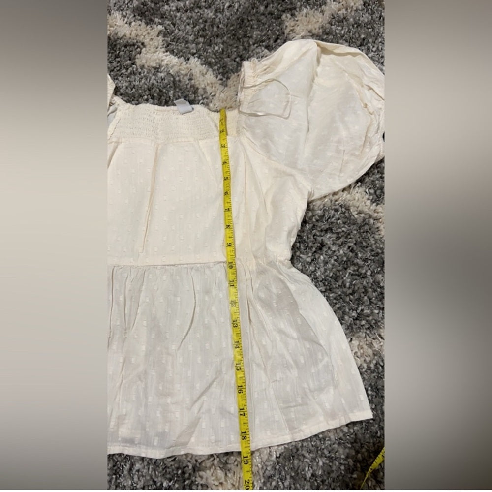 Old Navy Off-White Cotton Blend Peplum Top Size Medium