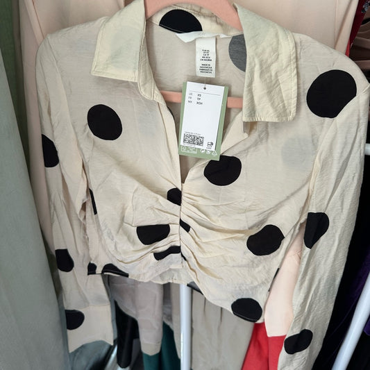 H&M Cream and Black Blouse