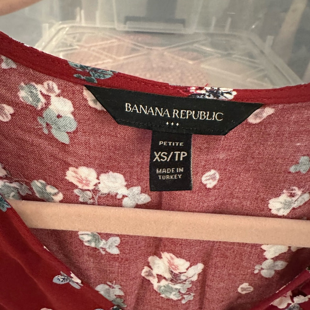 Banana republic extra small floral dress