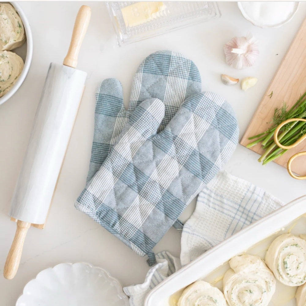 Jilly Box x The Cross Plaid Oven Mitts - Blue and White