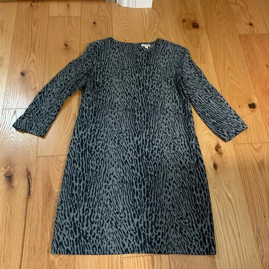 GAP DRESS - Size Medium